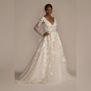 Ivory Wedding Dress by Galina Signature